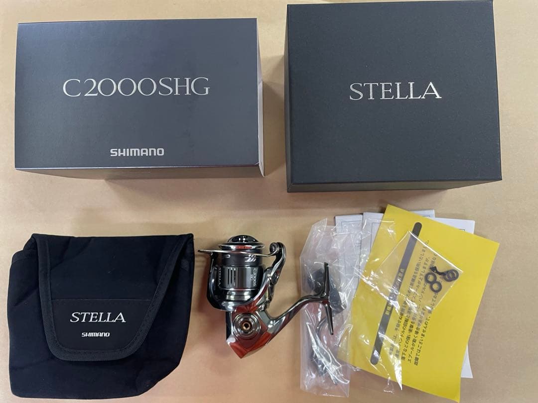 未使用22 ステラ2000SHG シマノ　STELLA