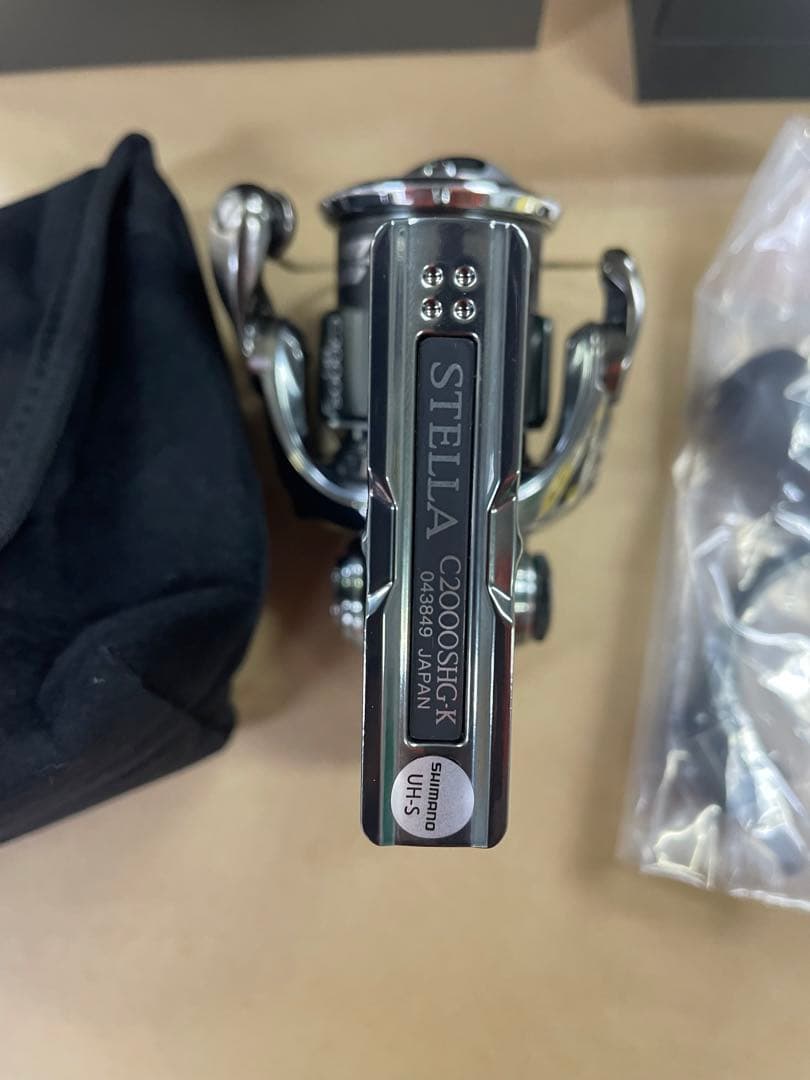 未使用22 ステラ2000SHG シマノ　STELLA