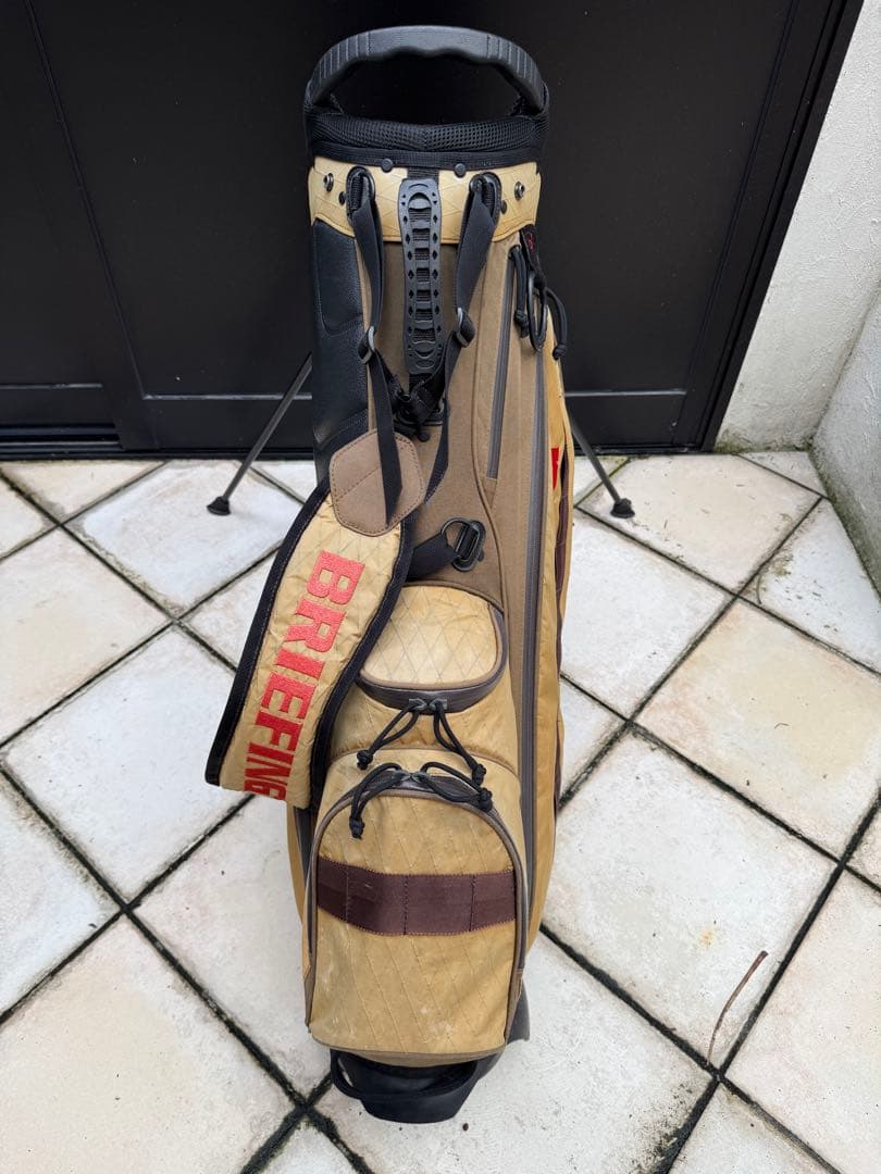 BRIEFING ゴルフバッグ ヘッドカバー3個付￼