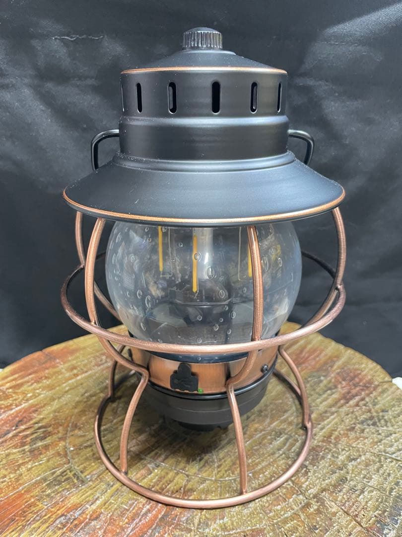 【新品未使用】ベアボーンズ　レイルロードランタンLEDアンティークブロンズ＋ホヤ