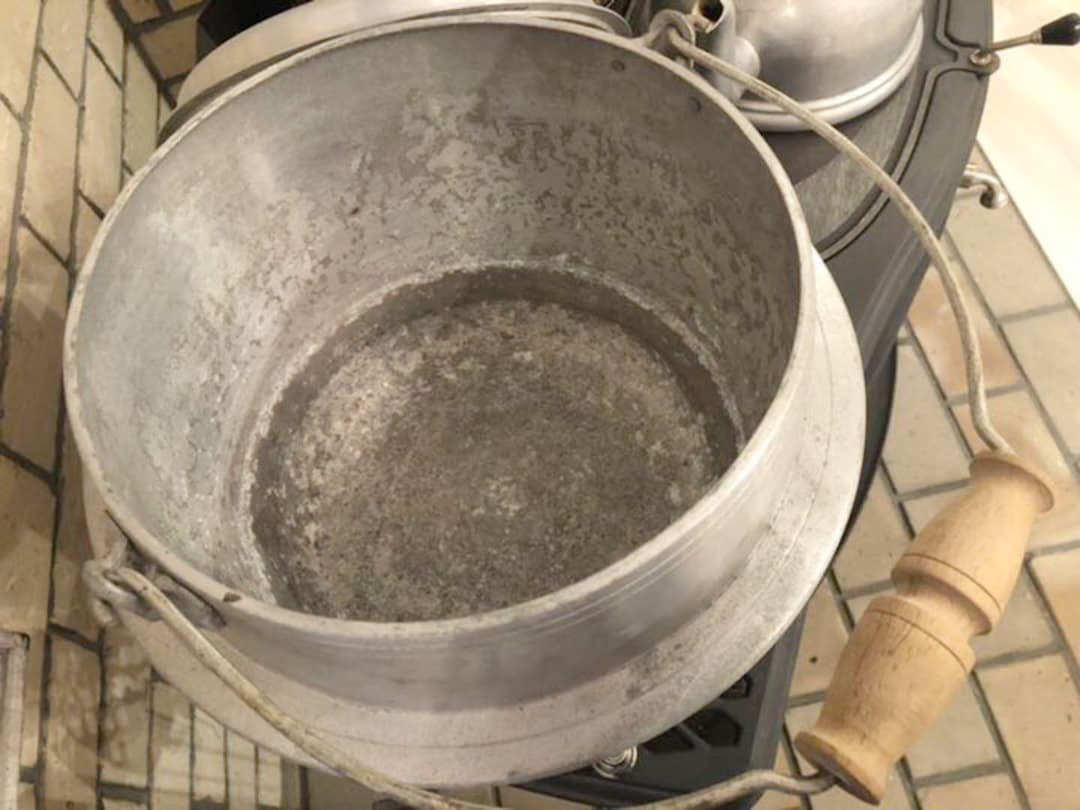 匿名配送メルカリ便　購入金額28,000持ち手や取っ手が可愛すぎる　蒸し器　お釜