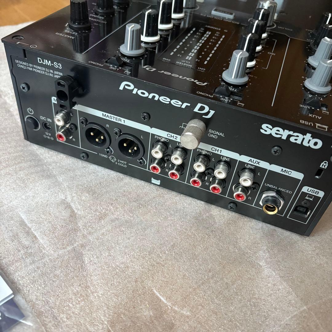 Pioneer DJ DJM-S3 2チャンネルDJミキサー