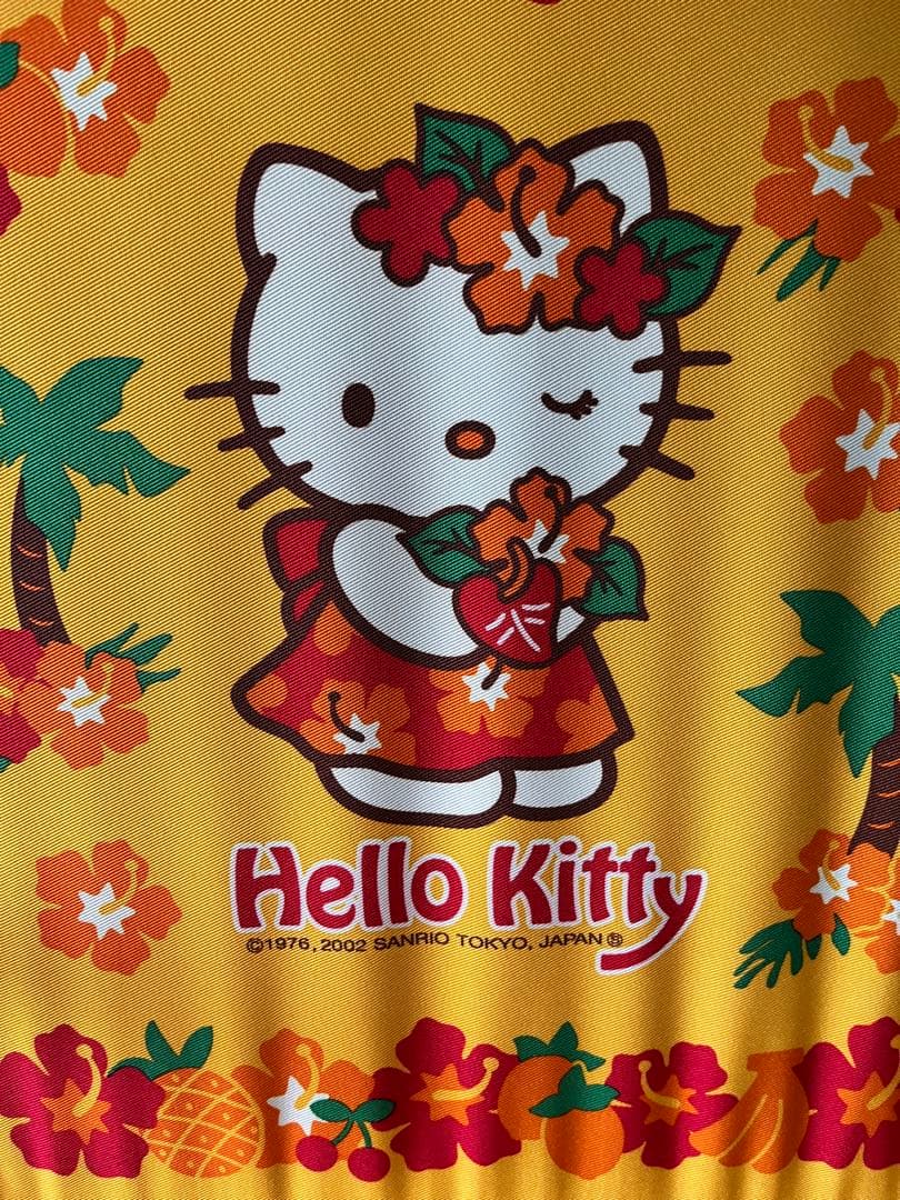 美品　激レア　ハローキティ アウトドアチェア　折り畳み椅子　2002