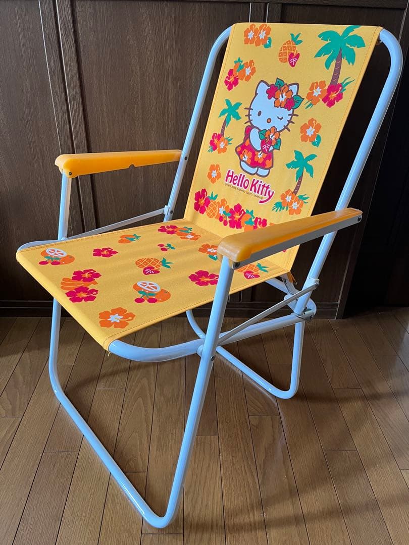 美品　激レア　ハローキティ アウトドアチェア　折り畳み椅子　2002