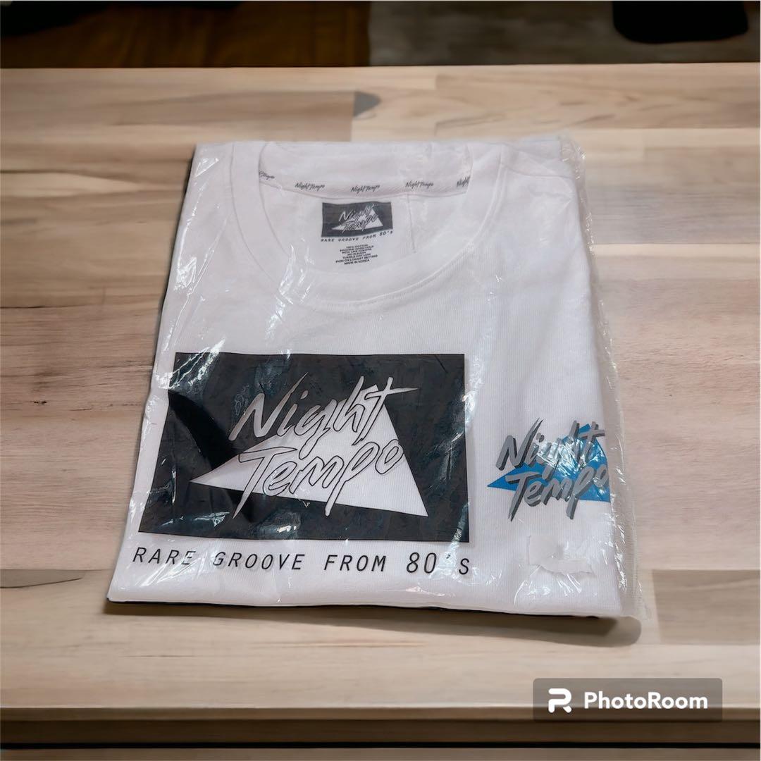 新品未開封　Night Tempo ホワイト Tシャツ + 永井博キーホルダー