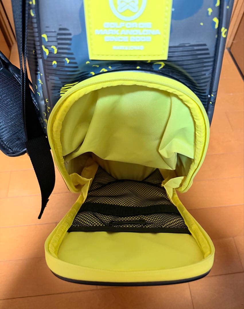 MARK&LONA スタンド式キャディバッグ　2025SS ブラックイエロー