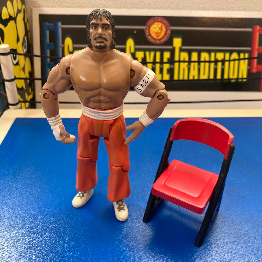 サブゥー　ECWフィギュア