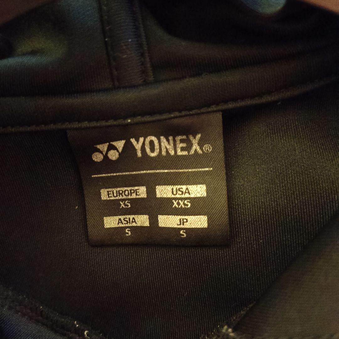 ヨネックス　ウェア　上下セット　美品