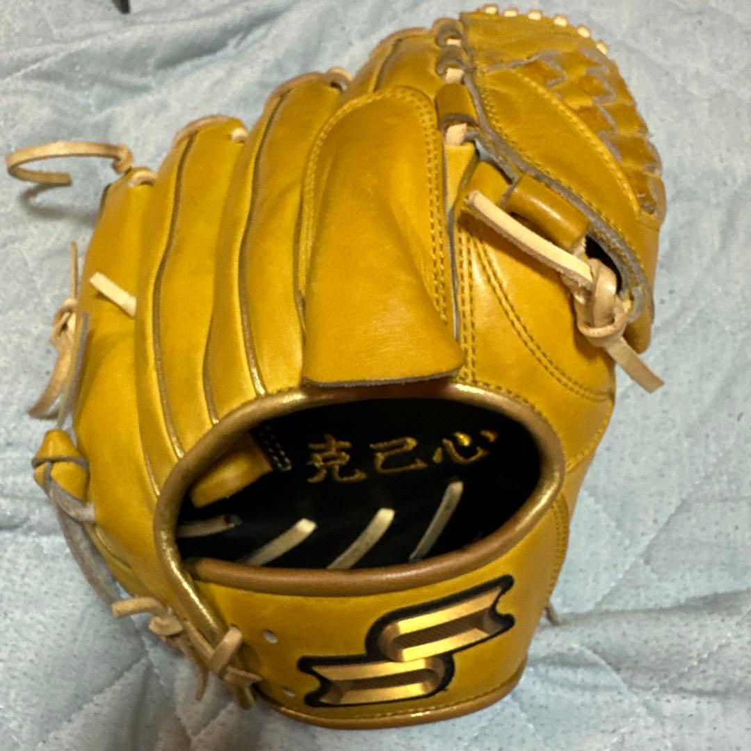 YTT　硬式用グローブ　　投手用