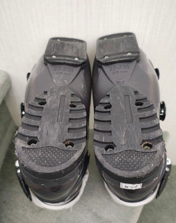 【状態良好☆】23.5cm　ROSSIGNOLスキーブーツ♪送料無料！