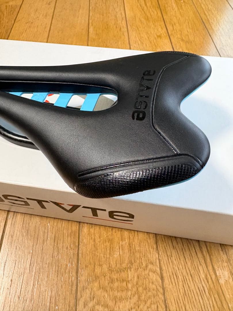 ASTVTE アスチュート　サドル　SKYLITE VTサドル カーボンレール