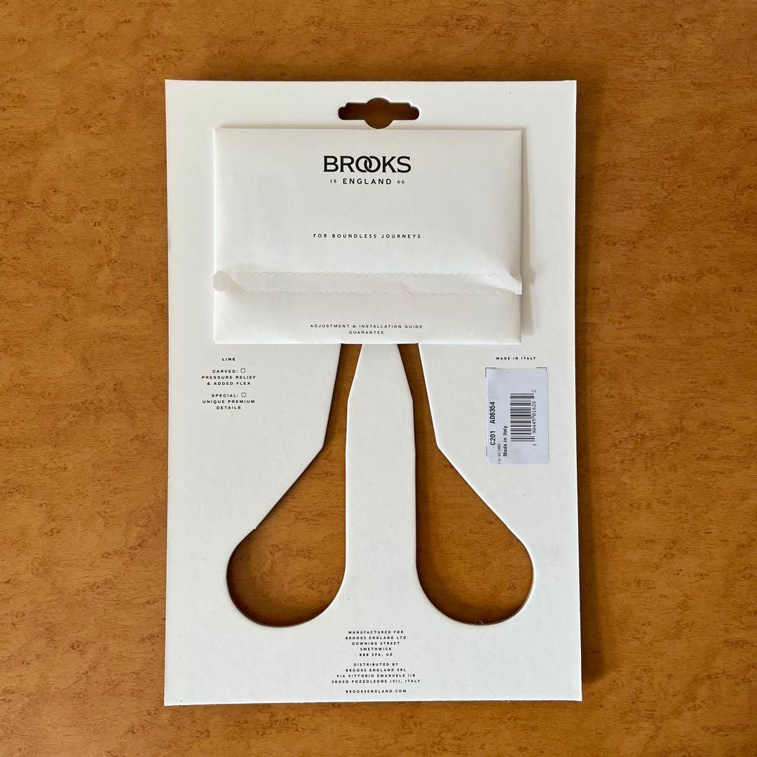 ブルックス｜C17 カンビウム｜オクタンブルー｜サドル