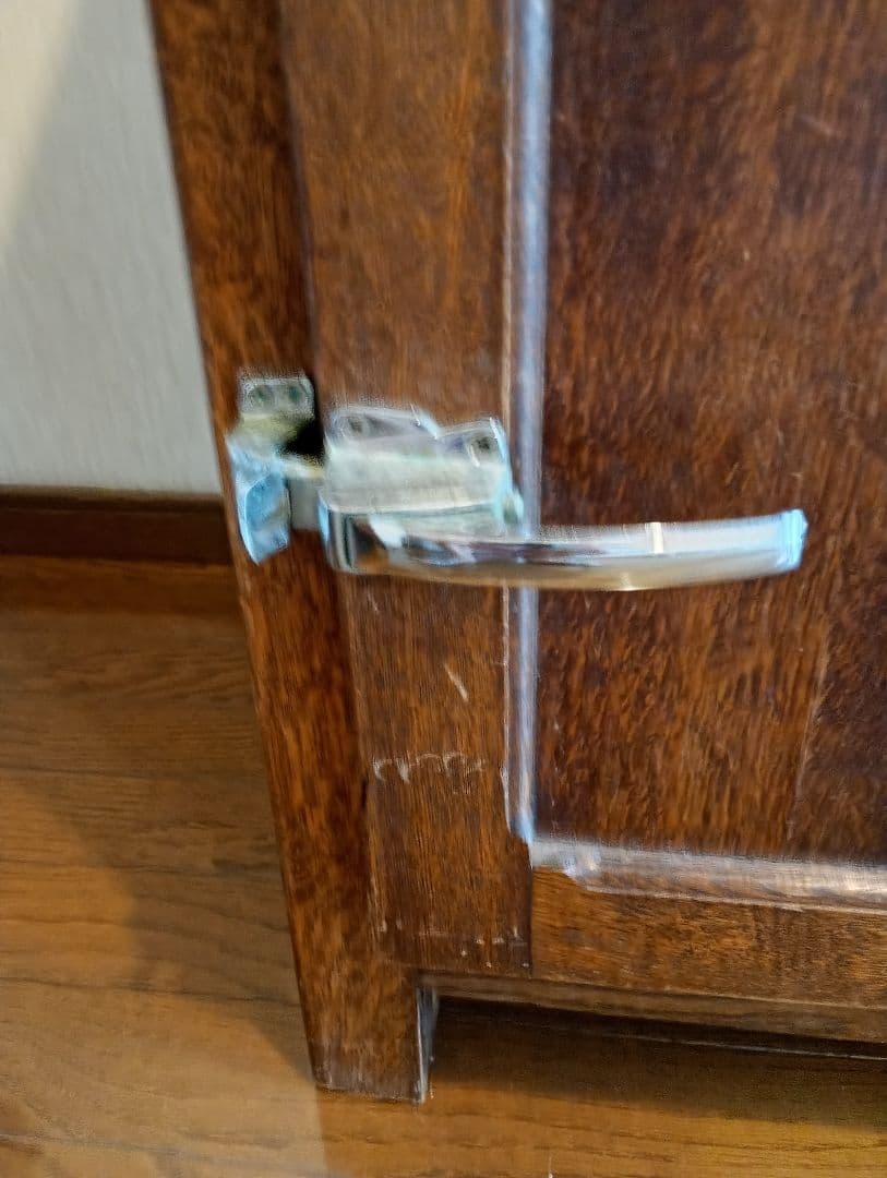 【値下げ中】昭和レトロ　 木製ダブルドア冷蔵庫・保冷庫