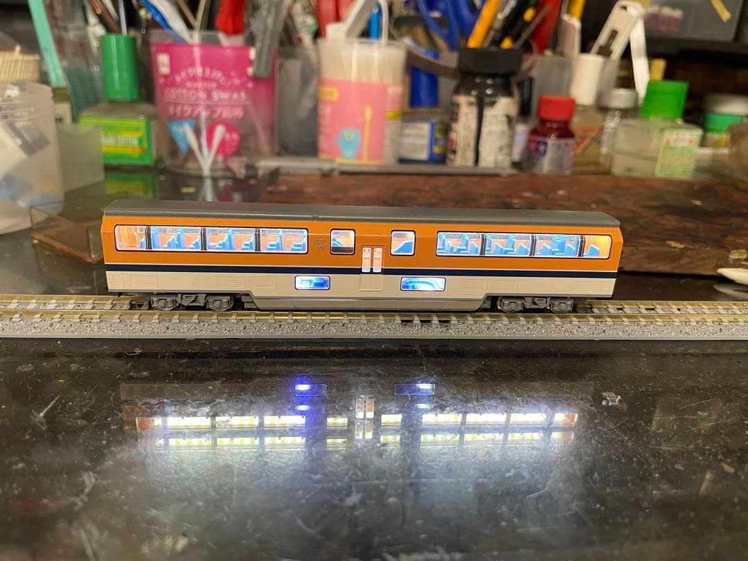 vistaEXに「室内灯」取り付けます。