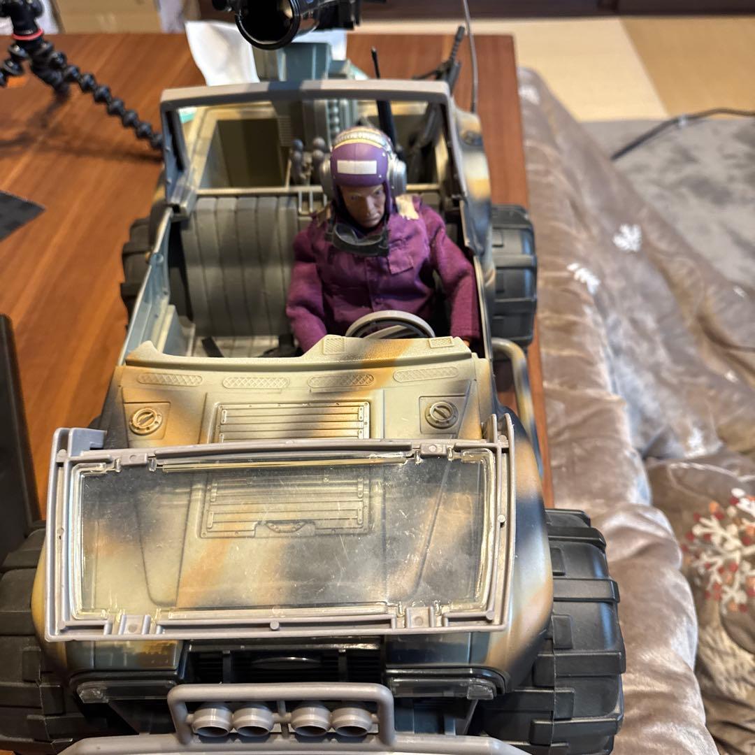 1/6スケール 兵士フィギュアと装甲車セット