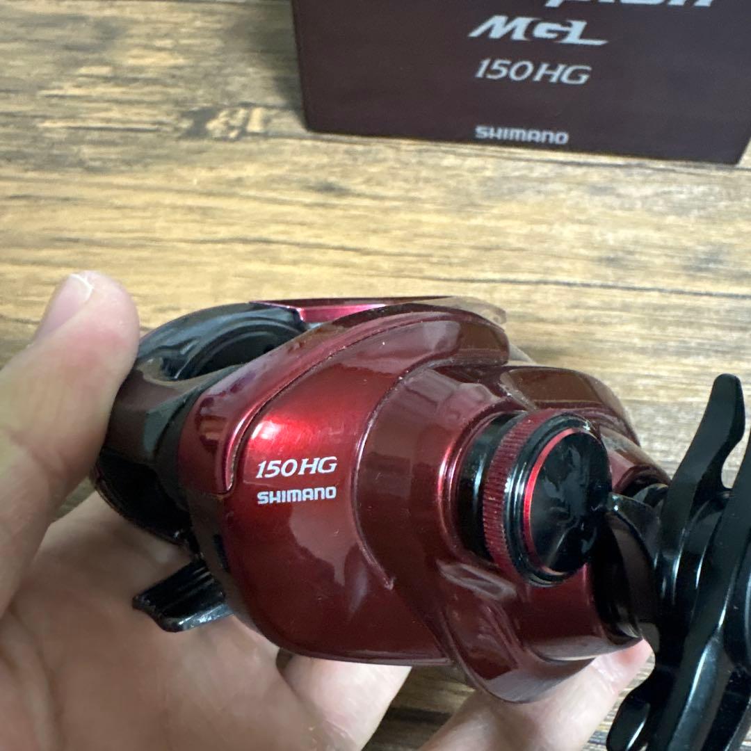 SHIMANO Scorpion MGL 150HG ベイトリール