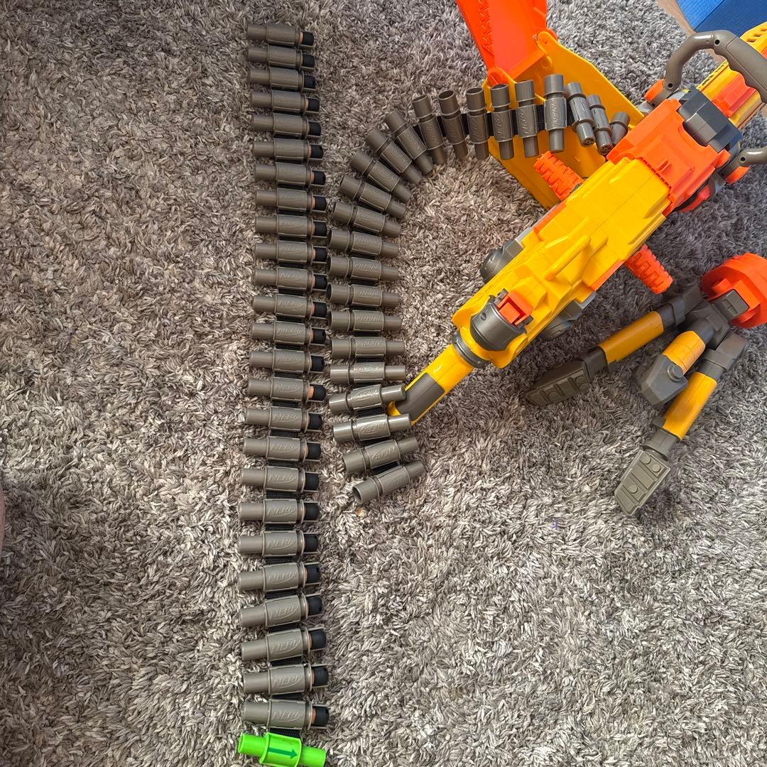 NERF VULCAN EBF-25 電動トイガン（予備マガジン付き）
