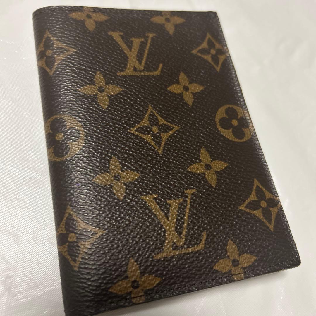 ルイヴィトン パスポートケース 極美品