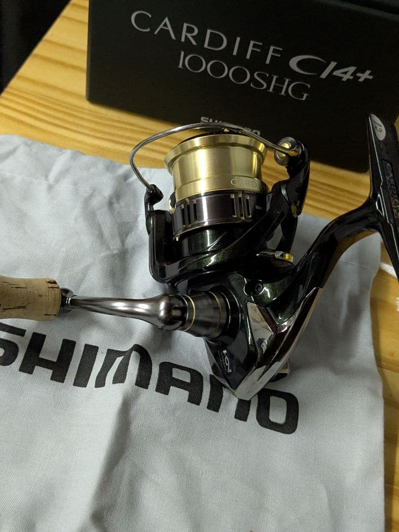 リール SHIMANO CARDIFF CI4+ 1000SHG