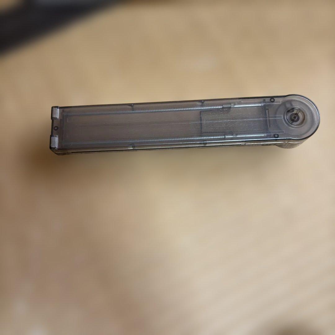 Toy-tec P90 エアソフトガン