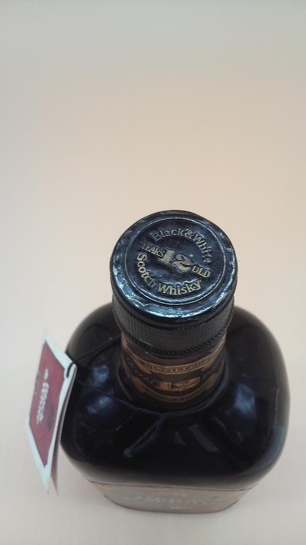 特級　Black & White Premium 12years old