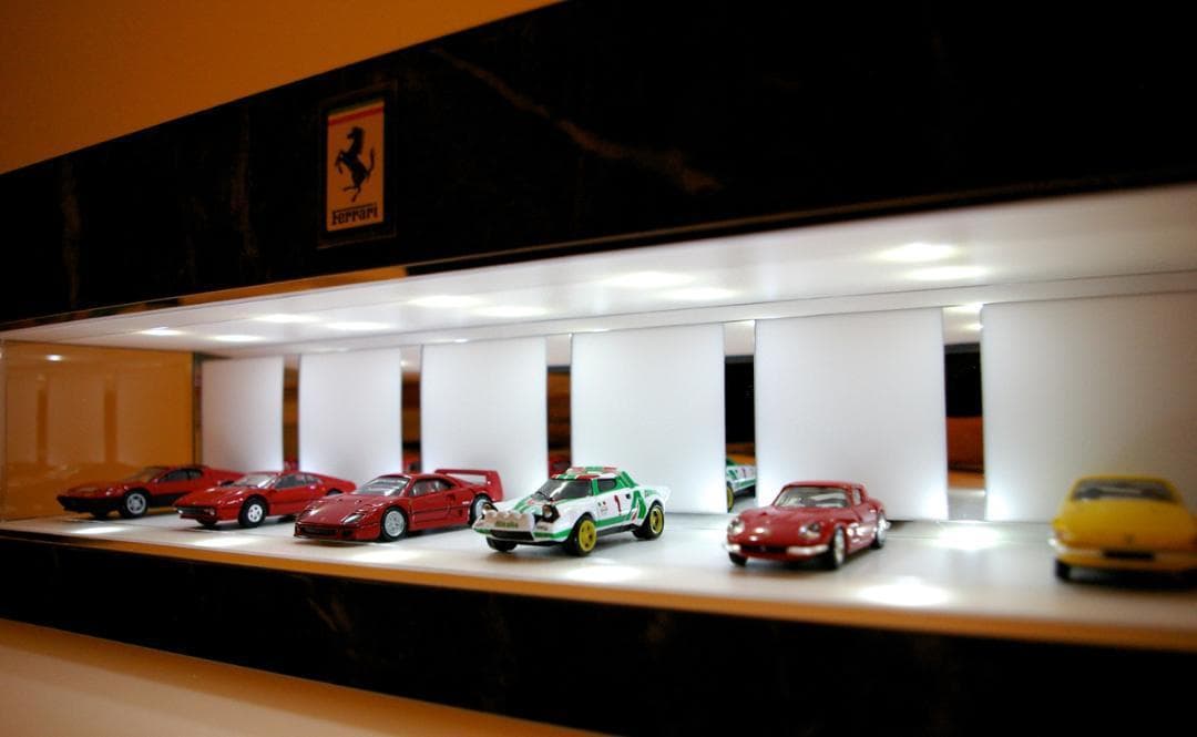 klaus・白大理石＆WH梨地・ディスプレーBOX / ネオジオラマ