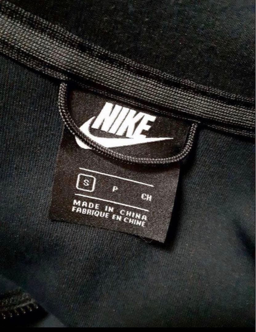 Nike 黒テックフリース