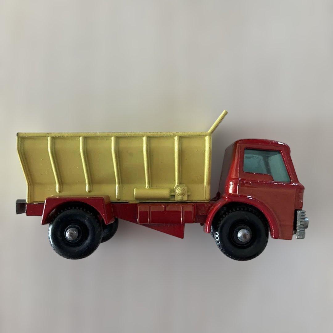 ミニカー　マッチボックス　70 グリット・スプレッディング・トラック