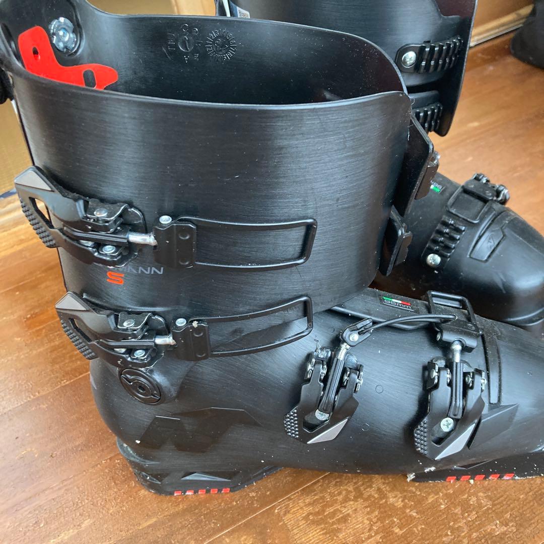 ノルディカ ドーベルマン ブーツ 25.5cm