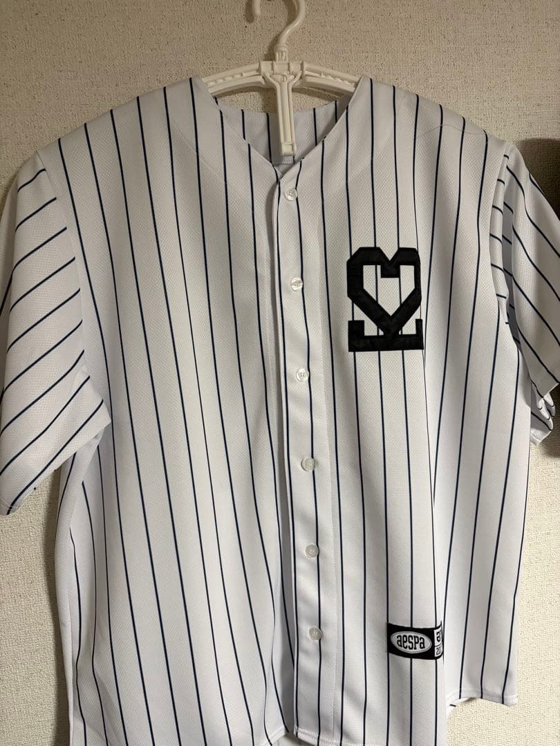アイドル AESPA KARINA BASEBALL uniform