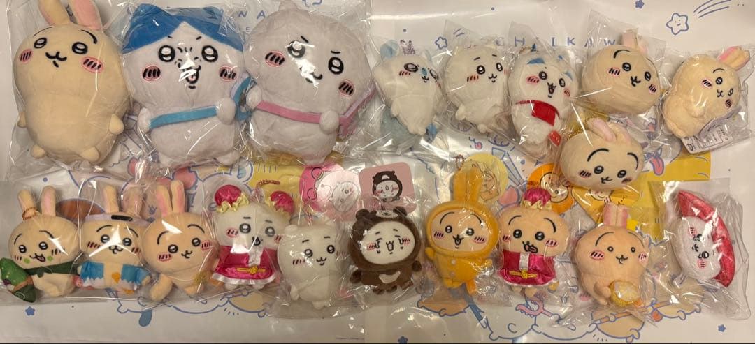 ちいかわ　ぬいぐるみ　マスコット　ハチワレ　モモンガ　うさぎ　37点まとめ売り