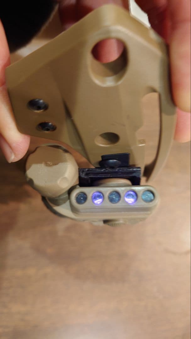 個人装備 SUREFIRE HL-1 TAN / YELLOW GREEN/IR