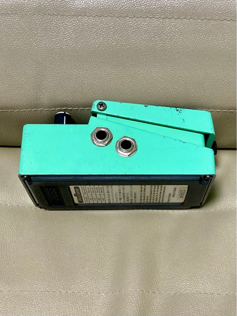 ギター BOSS Tremolo/Pan PN-2