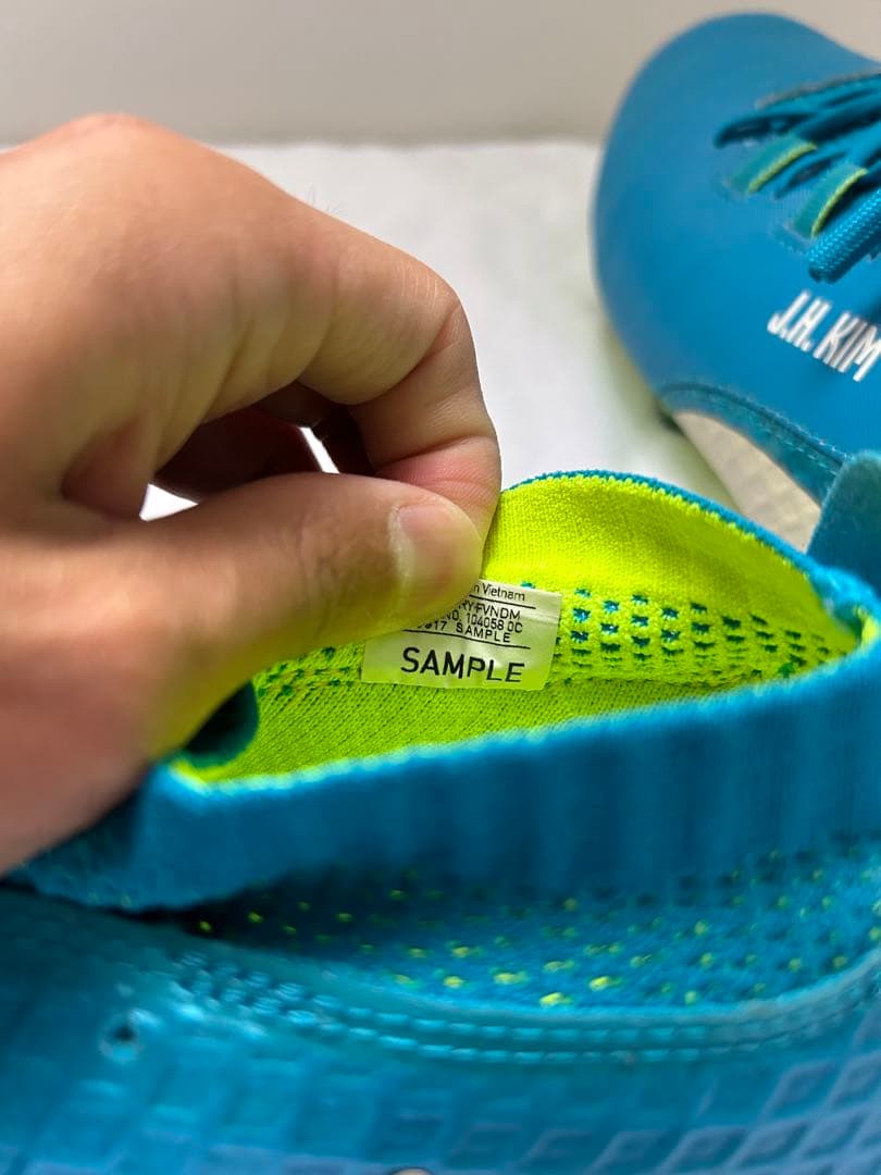 ☆送料無料☆キムジンヒョン選手使用スパイクPUMA(プーマ)PUMA ONE☆