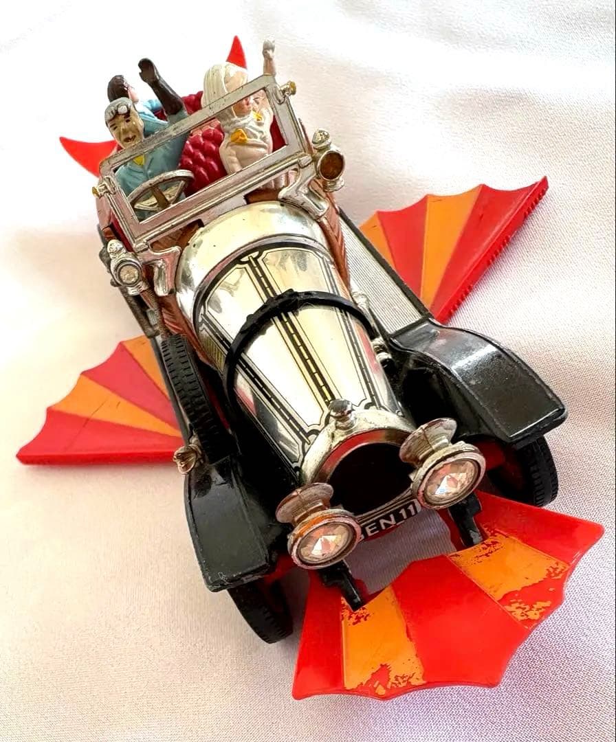 【希少・当時物】コーギー製 チキチキバンバン ミニカー ギミック稼働品