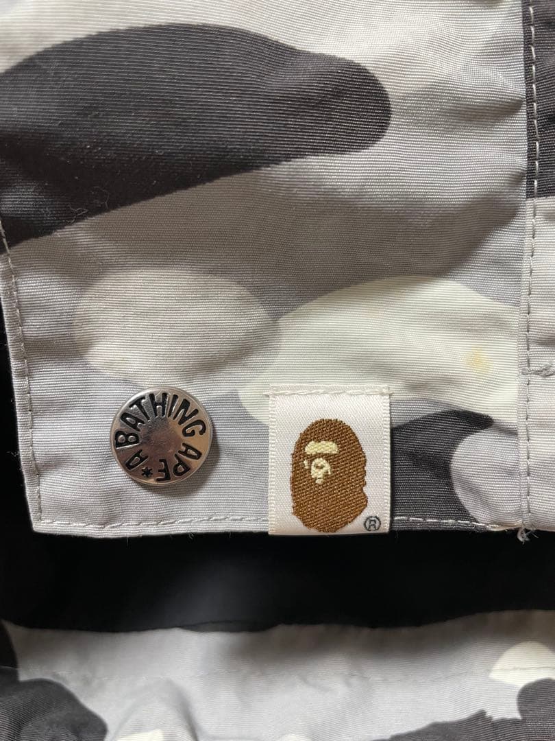 FROM JAPAN公式アカウント01 　BAPE スノボジャケット M