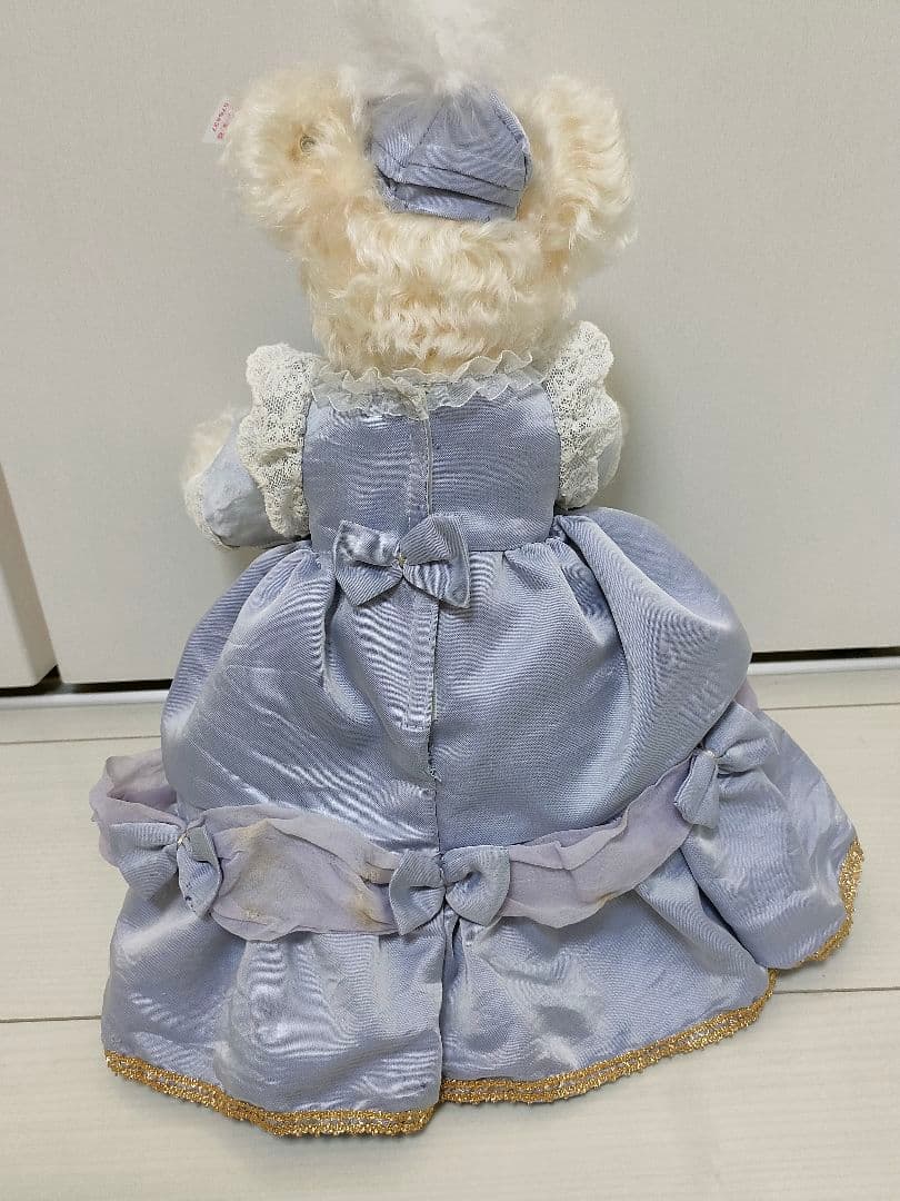 シュタイフ　マリーアントワネット　steiff EAN676437