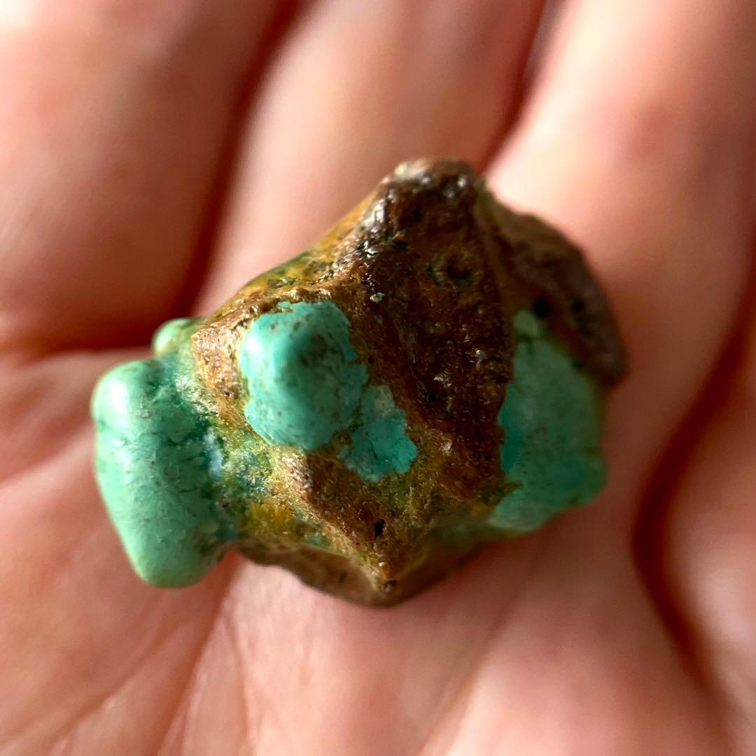 アメリカ ターコイズ 原石 59.8ct トルコ石 天然石 鉱物 レア 一点もの