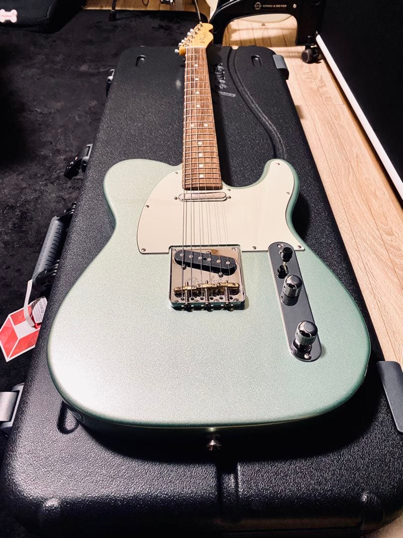 Fenderアメプロ II Telecaster ロック式ペグ