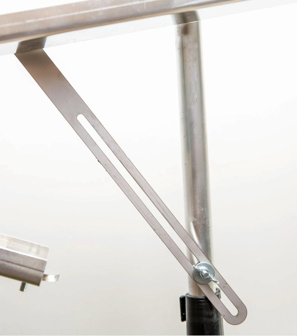 ボールマシン電池不要EasyStringer約２ｋｇグリーンエネルギーhiqua