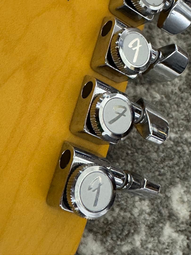 Fender American professional Ⅱ 純正ロックペグ付