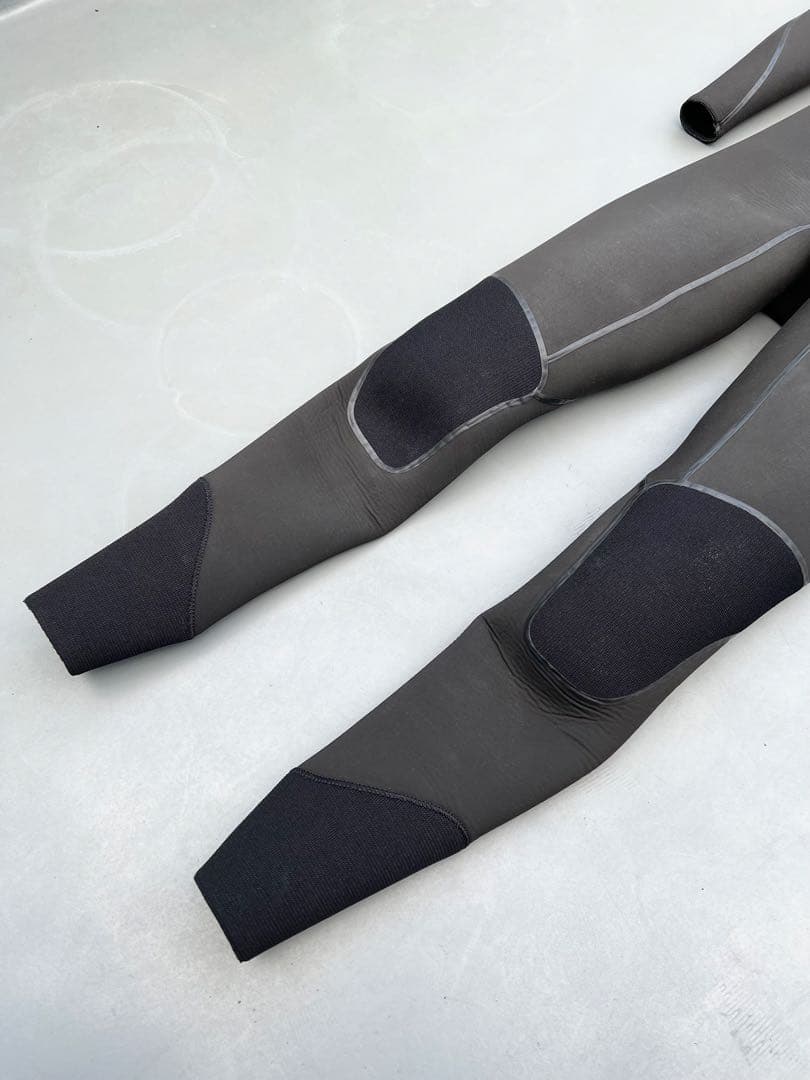 Patagonia Men's R2フロント ジップ フルスーツ Mサイズ