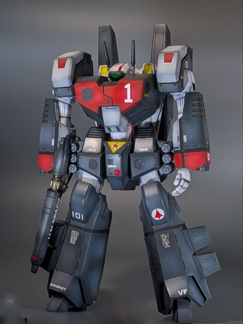 【予約注文】1/72VF-1Jアーマードバルキリーハセガワプラモデル組立済完成品