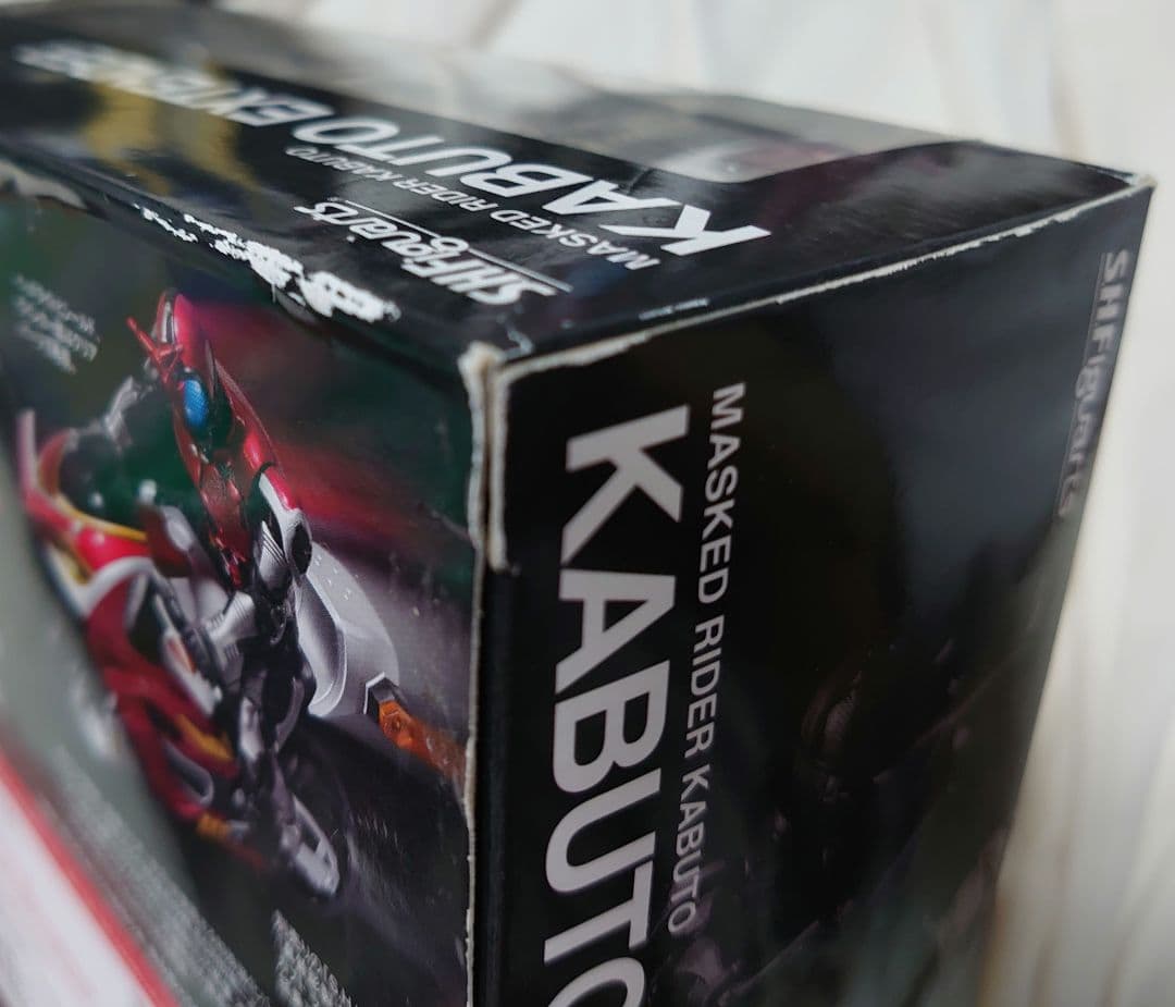 d*9様 S.H.Figuarts 真骨彫 仮面ライダーカブト&仮面ライダーガタ