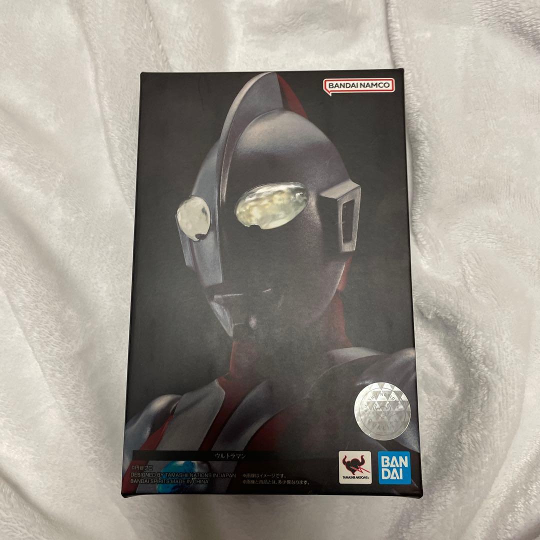 新品未使用SHFiguarts 真骨頂ウルトラマン