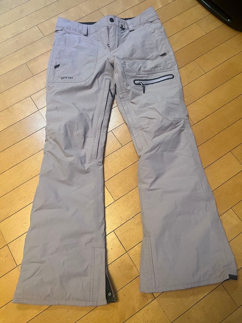 【美品】★即日発送★スノーボードボルコムレディースGORE-TEX パンツ　Ｍ