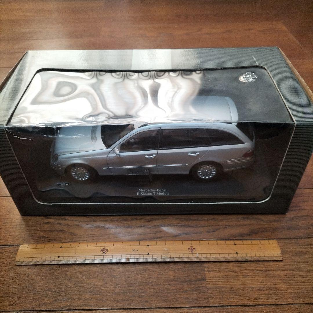 Mercedes-Benz E-Klasse T-Modell★1/18
