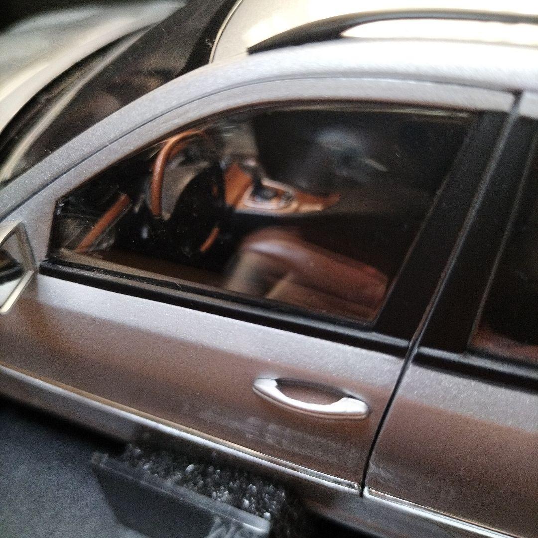 Mercedes-Benz E-Klasse T-Modell★1/18