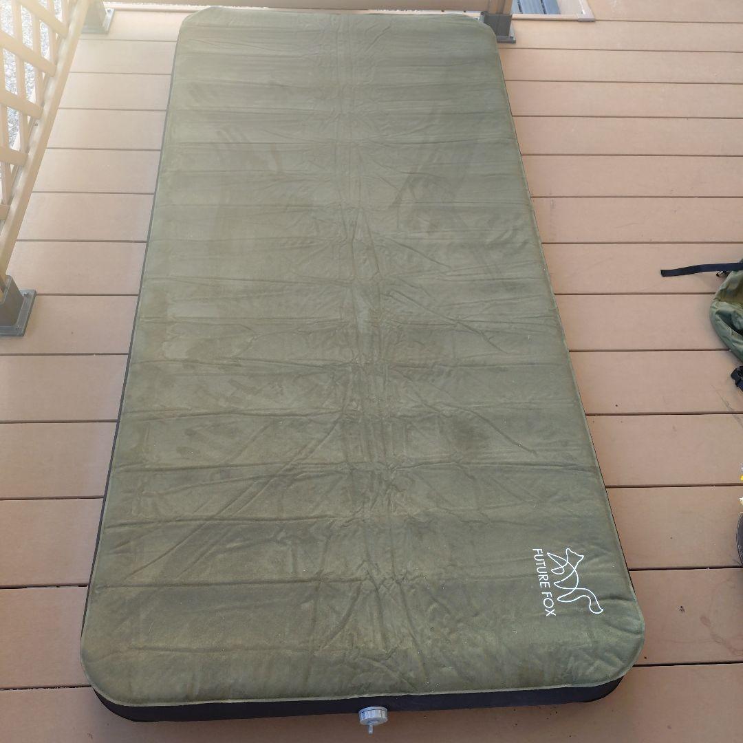 FUTURE FOX スリーピングマット オリーブグリーン