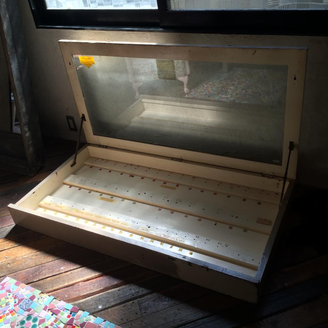 イギリス アンティーク ガラス ケース ディスプレイ 陳列棚 開閉式 店舗 什器